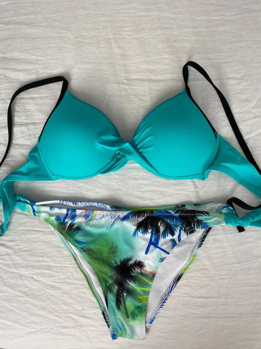 бански комлект две части