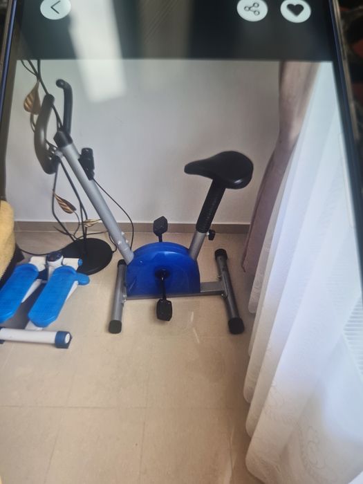 Vând bicicleta și steper