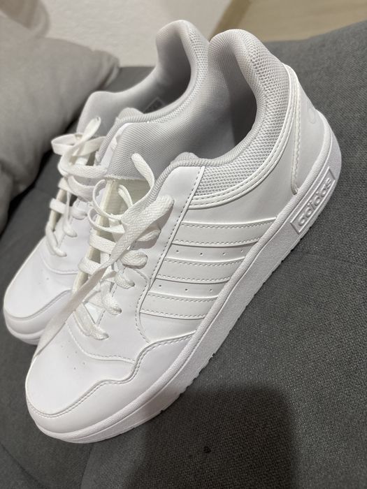 маротонки adidas чисто новвв