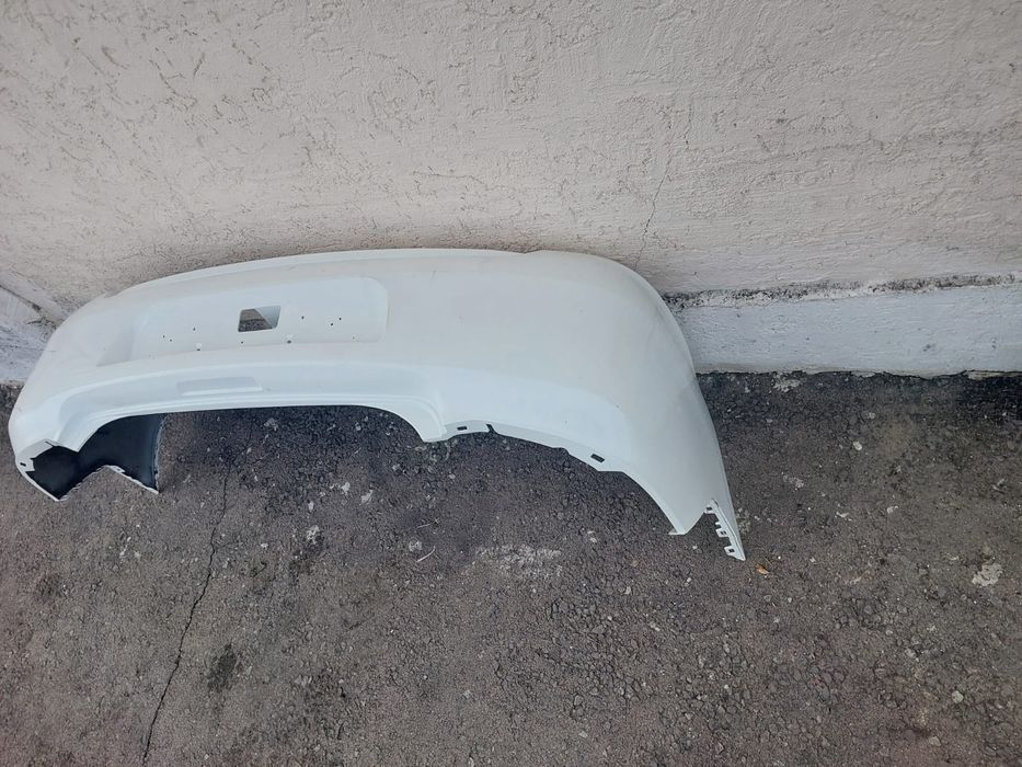 Продам бампер от пежо 301 оригинал