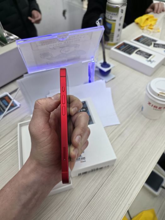 iPhone 14 / Red / 256GB / 100% Baterie / Garanție / Posibilitate Rate