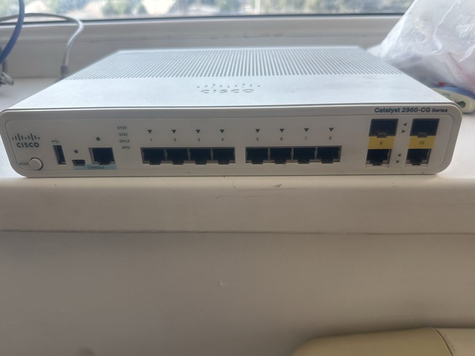 Коммутатор WS-C2960CG-8TC L V03
