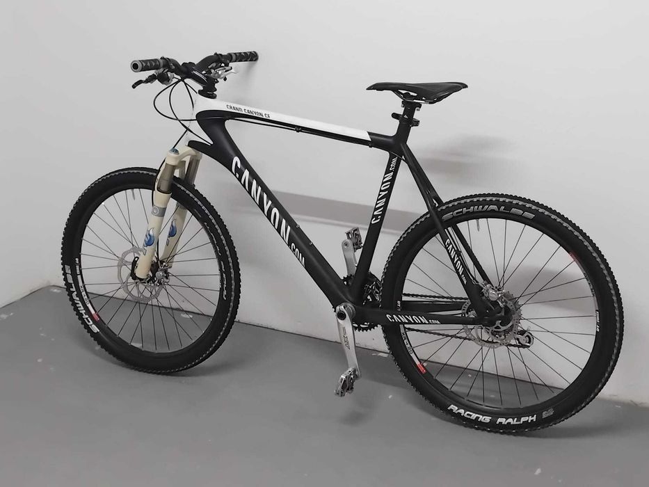 Mountainbike Gran Canyon cu cadru Carbon