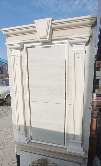 Fasad fasadniy tiyaga lepka pokak