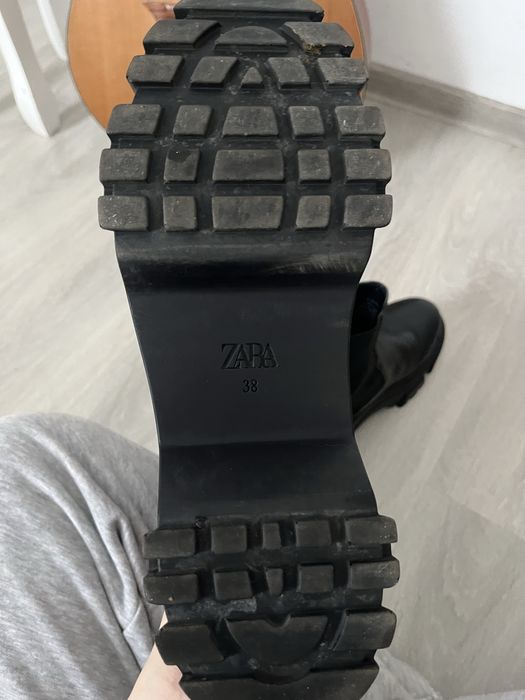 Ghete/ botine ZARA marimea 38 noi