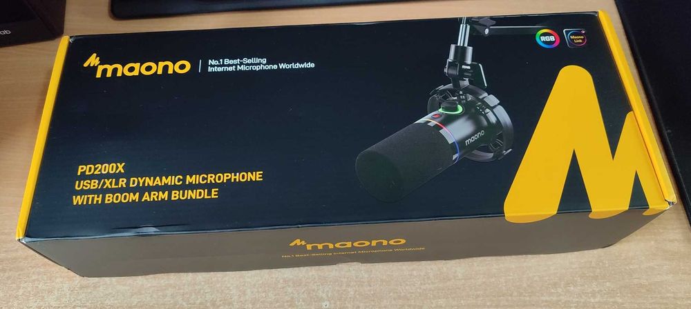 Динамический микрофон MAONO PD200X, пантограф в комплекте