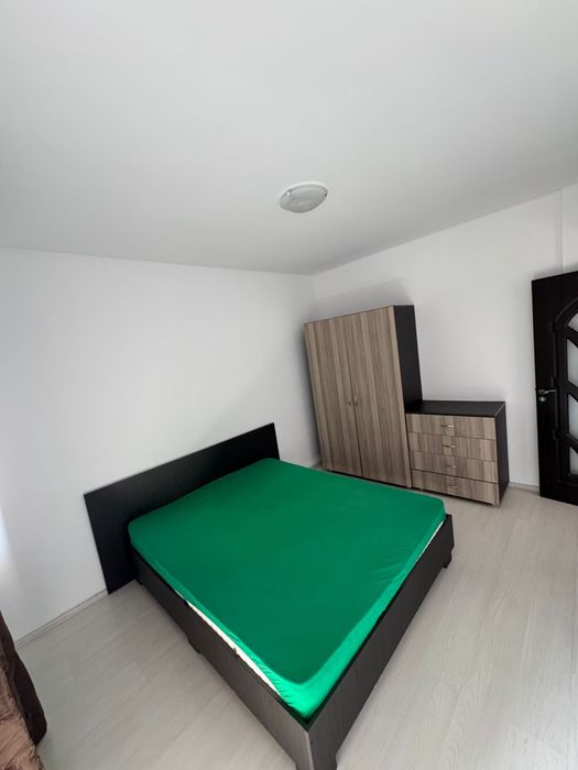 Inchiriez apartament cu 2 camere navodari