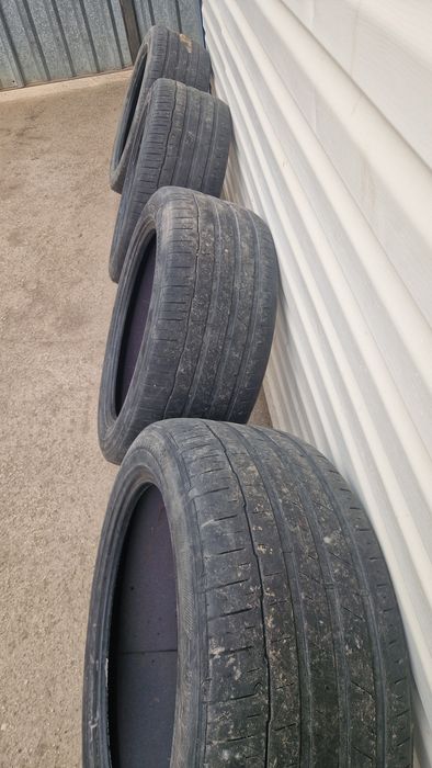 Продам шину r 21