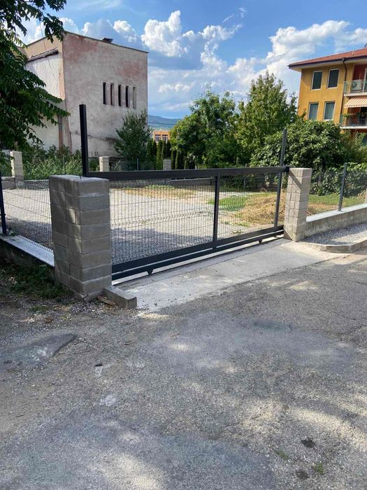 Продавам парцел УПИ