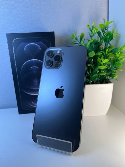 айфон 12 про 256 гб в идеале