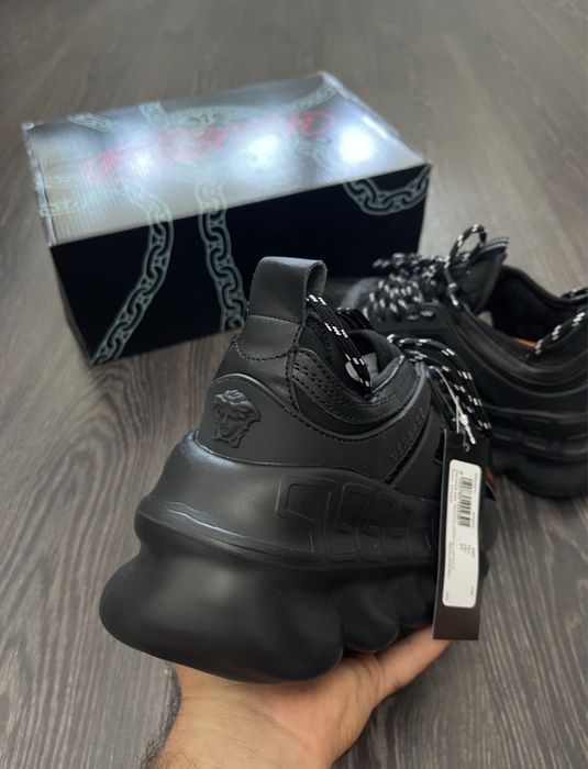 Versace Chain Reaction