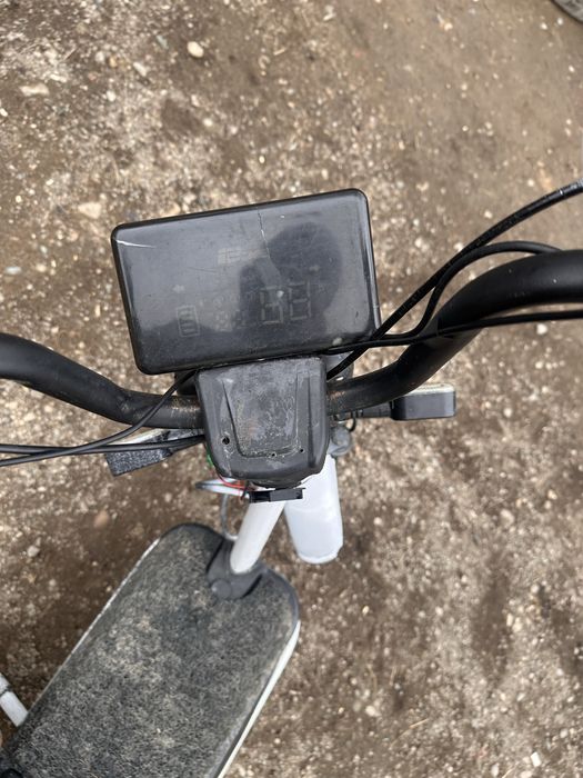 Элетронный скутер