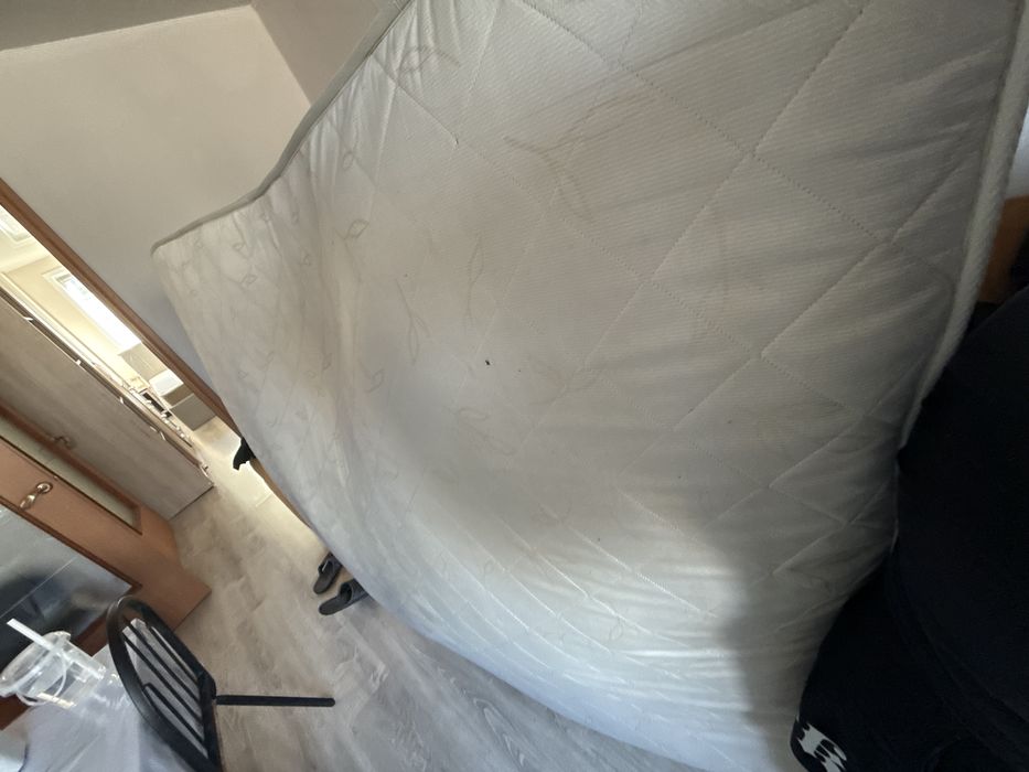 Матрас 160х180 б/у ОТДАЮ ДАРОМ