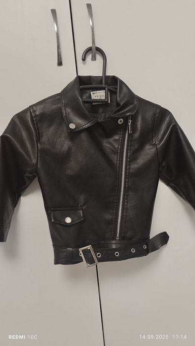 Продам детский куртка косуха