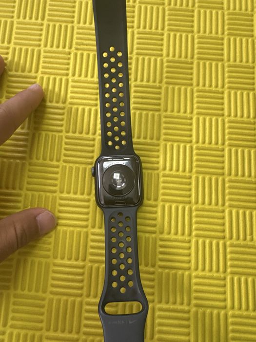 Apple watsh se series