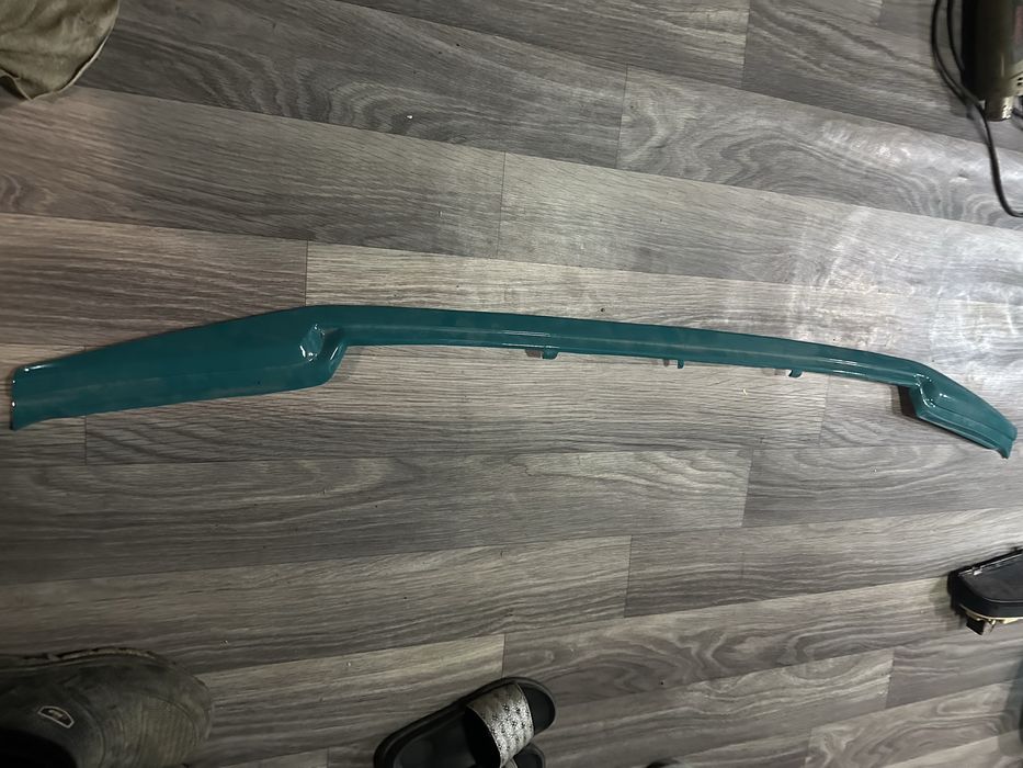 Монобровь на фольцваген т4