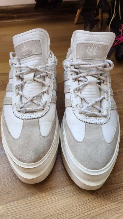 Сникърси adidas & Beyonce, намаление, 100лв