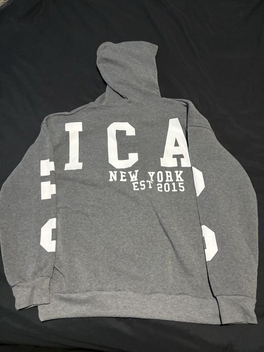 Сиво худи, размер “М” отговарящ и на “L”