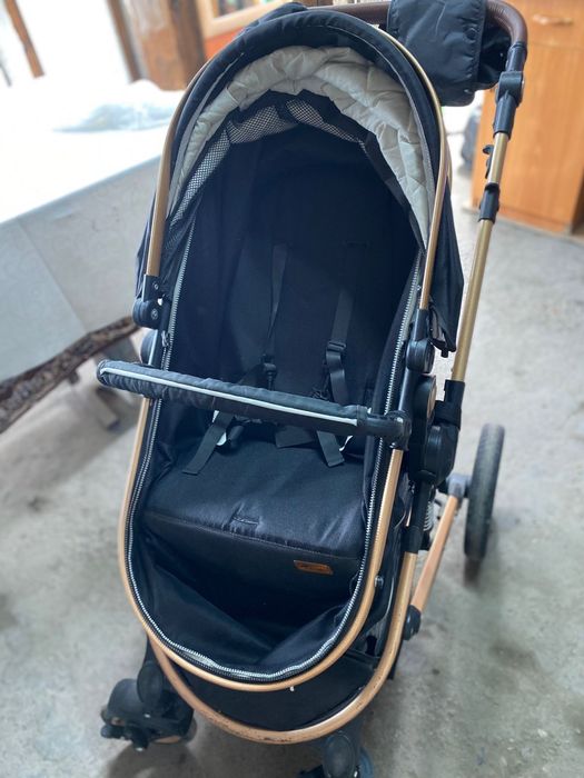 Продам коляску с автолюлькой