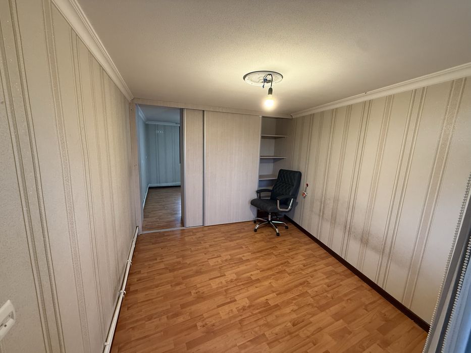 Продаеться дом улица Халкабад  ориентир Гидрометцентр 200 м2