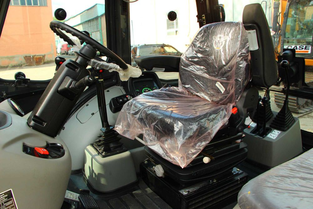 Экскаватор-погрузчик Case 570 SV (Новый)