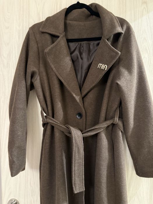 Кафяво палто, Универсален размер