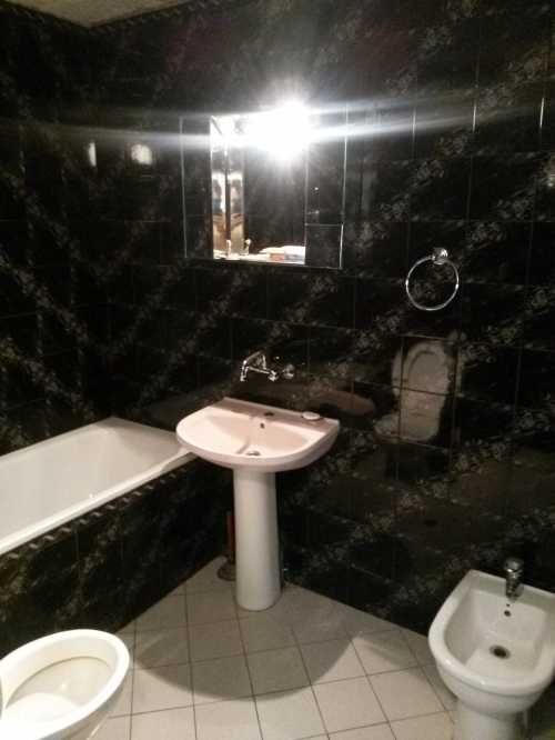 Дава се под наем Двустаен апартамент в София, Център - 47 кв.м за 325 € - Снимка #1