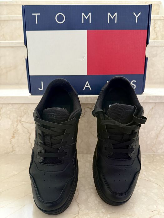 Adidasi Tommy Hilfiger piele 36