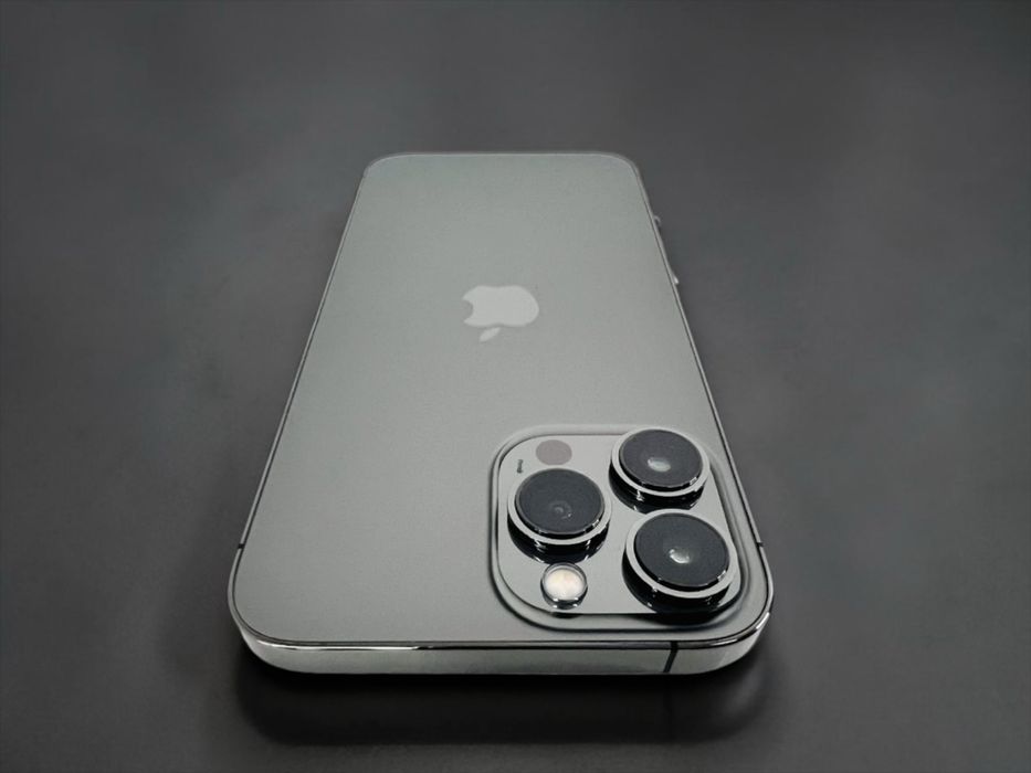Apple iPhone 13 Pro Max 128GB Graphite Отличен! Гаранция!