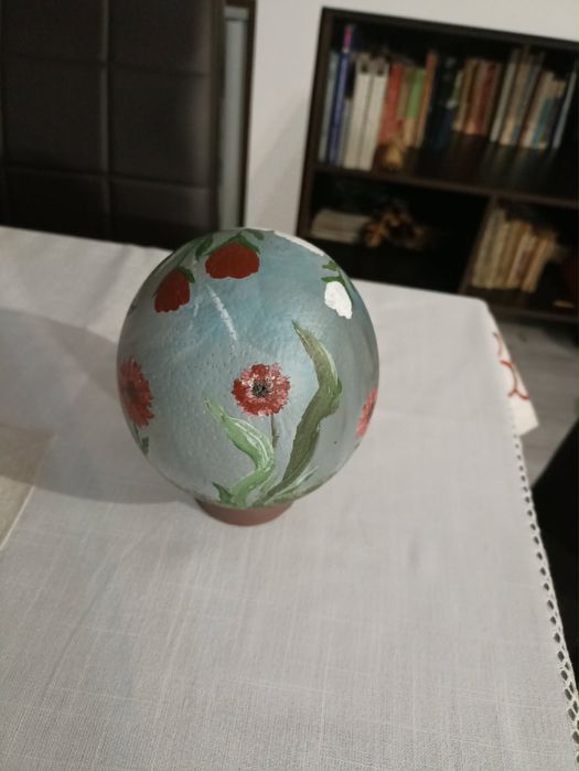 Ouă de Strut pictate manual – ideale pentru Paște