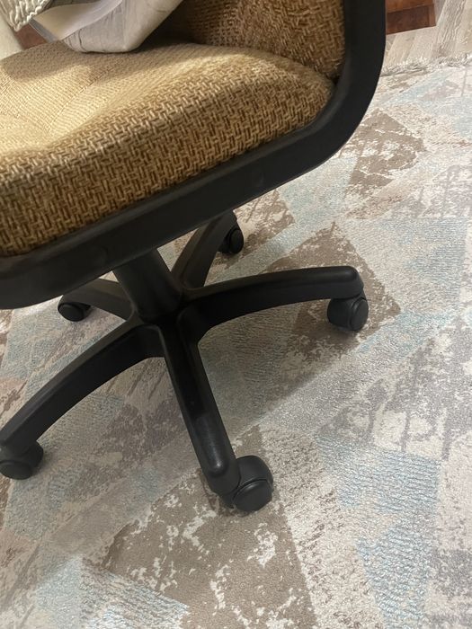 Кресло для офиса