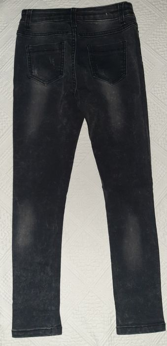 Blugi varsta 10 ani,140 cm ,impecabili