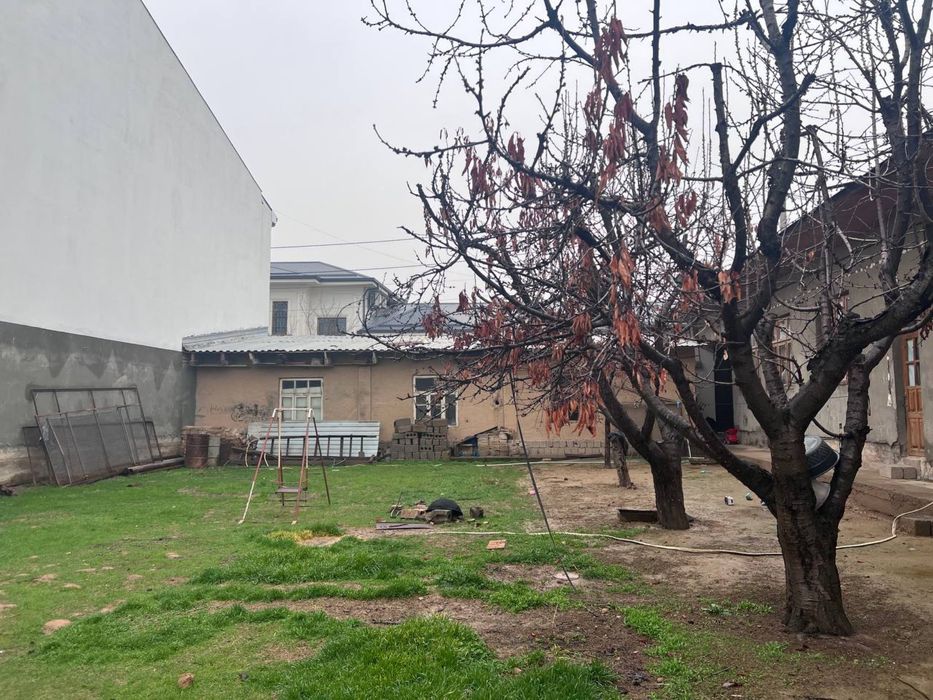 Yer sotiladi srochna