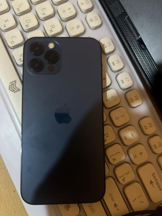 Iphone 12 pro синии жағдайы жақсы