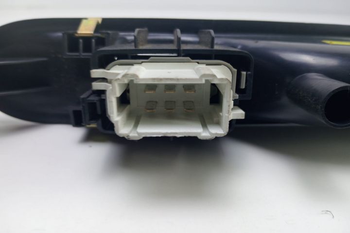 Buton comanda geam  dreapta   8200327947 Renault Laguna a 2-a generat