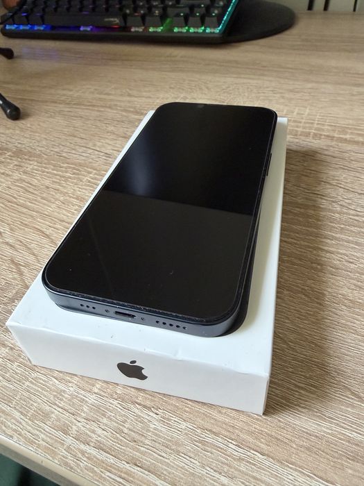 Iphone 13 128 GB Черен