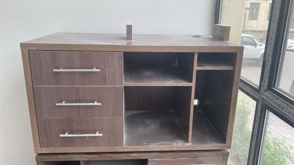 Офисные столы угловые