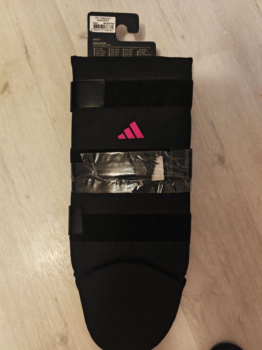 Protecții tibie Kickboxing / MMA Adidas – Noi cu etichetă (Mărimea L)
