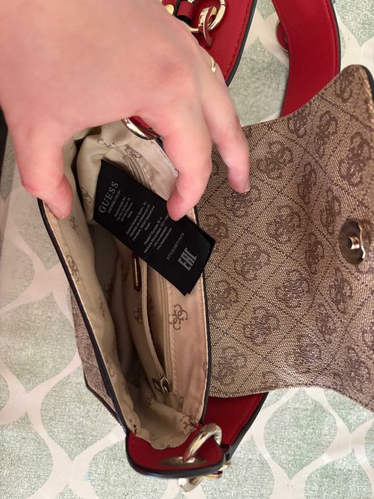Дамска чанта Guess нова