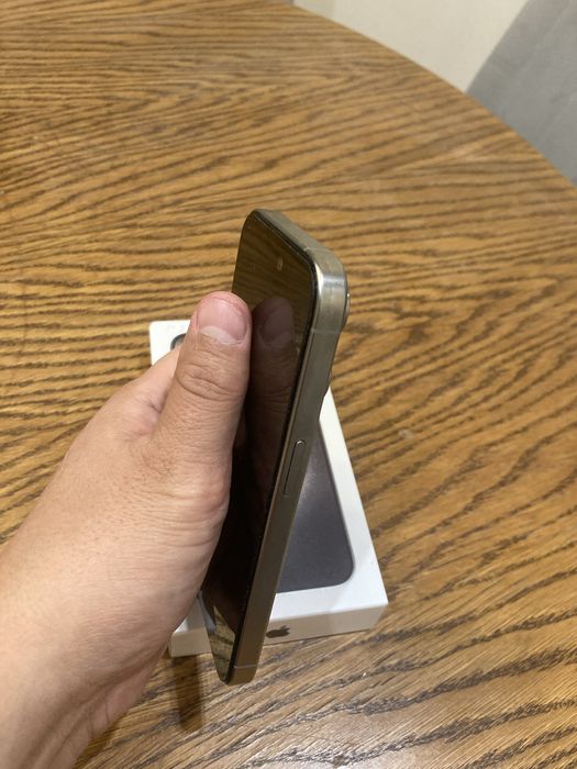 Iphone 15 pro на 256 gb