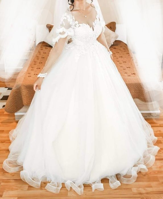 Vând Rochie mireasa Cappuccino XS