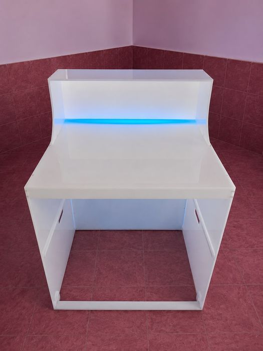 Cocktail Bar Modular –pret 4000 € negociabil  Realizat la Comandă | Iluminare LED RGB | Ideal pentru Evenimente și HoReCa