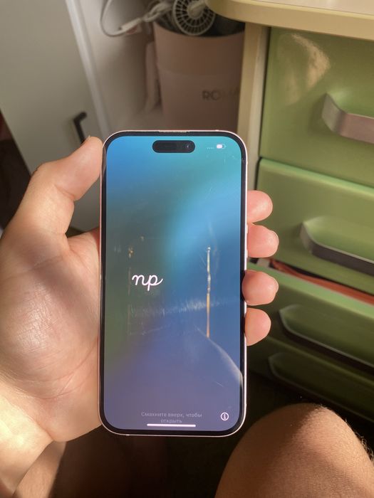 Iphone 15 розовый