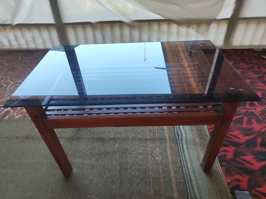 Ойнали стол 122 см 72см  77 см