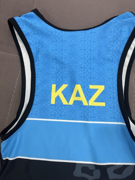 Продам Борцовки нательник