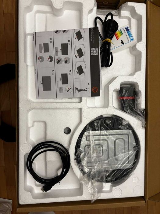 Monitor ThinkVision S28u-10 IPS, 28" (inch)