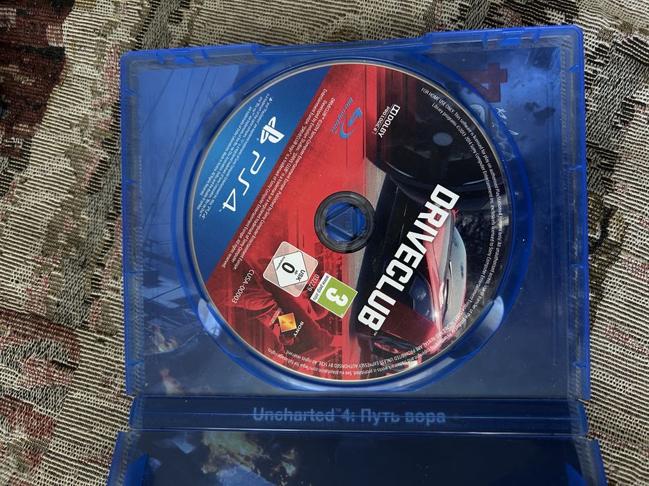 Ps4 1тб + 4 игры