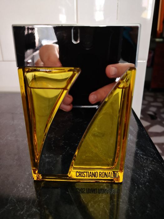 Apa de toaleta / parfum Cristiano Ronaldo CR7 Discover 100ml