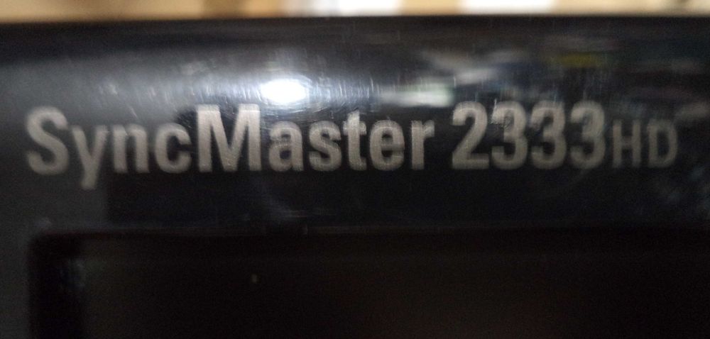 23" Монитор Samsung SyncMaster 2333HD с ТВ-вход