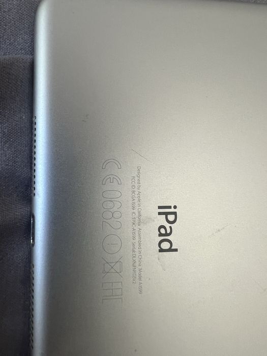 Продам ipad, ipad mini. Айпады на запчасти,